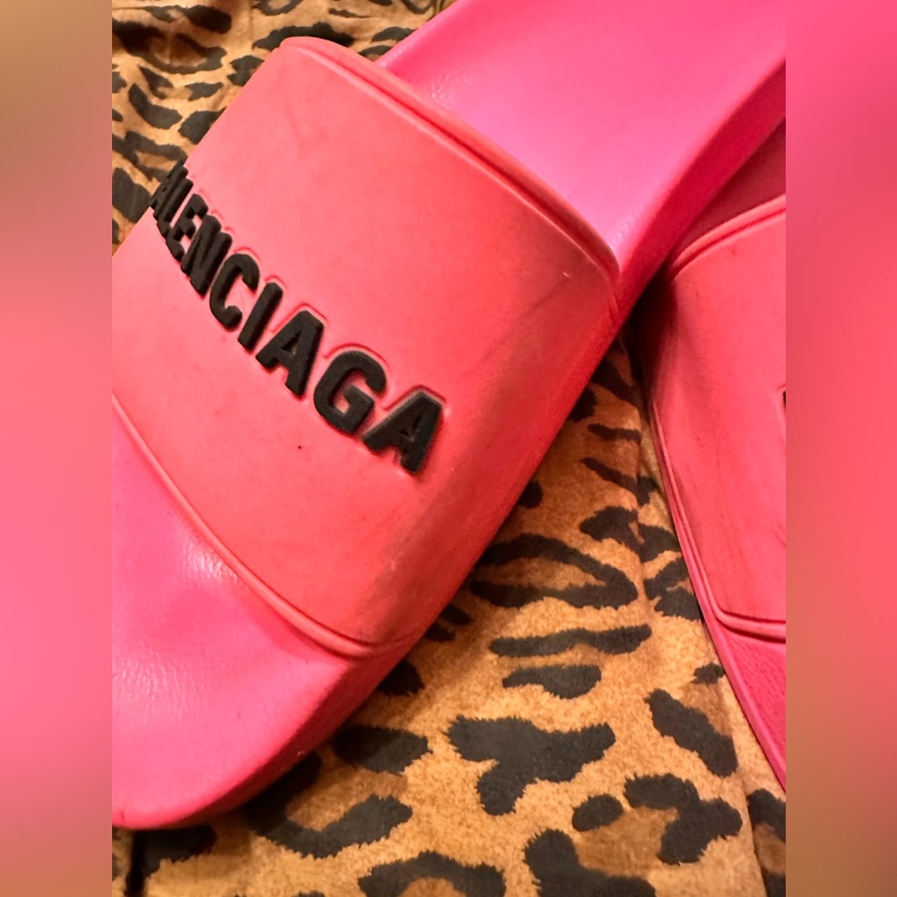 Balenciaga slides Authentic!!